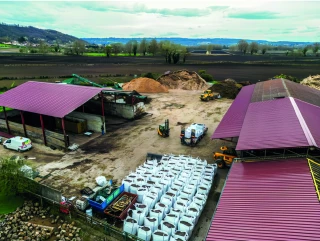 CB Environnement : 10 ans de valorisation des déchets verts et de la biomasse en Isère