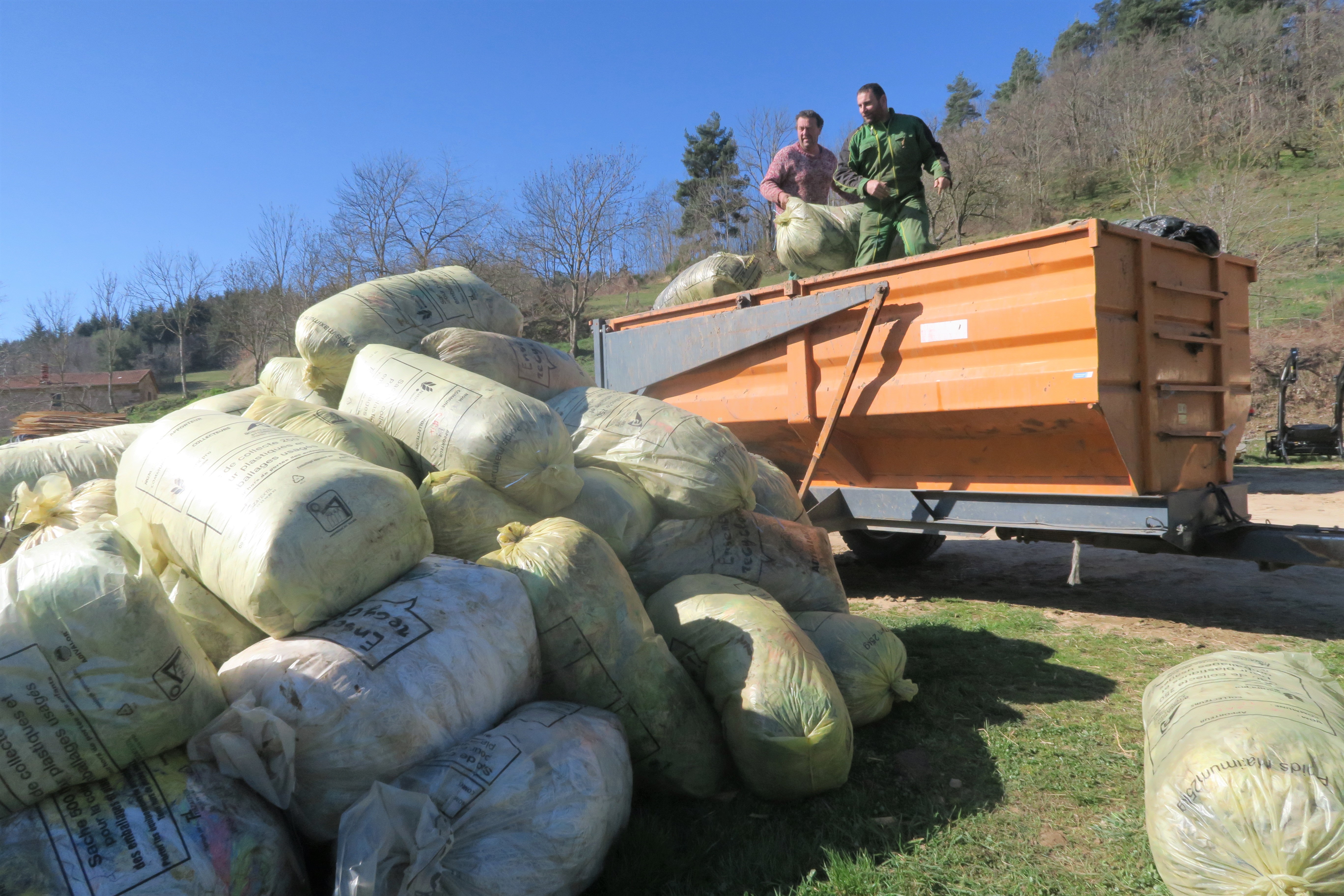 Les éleveurs, bons élèves du recyclage des déchets plastiques