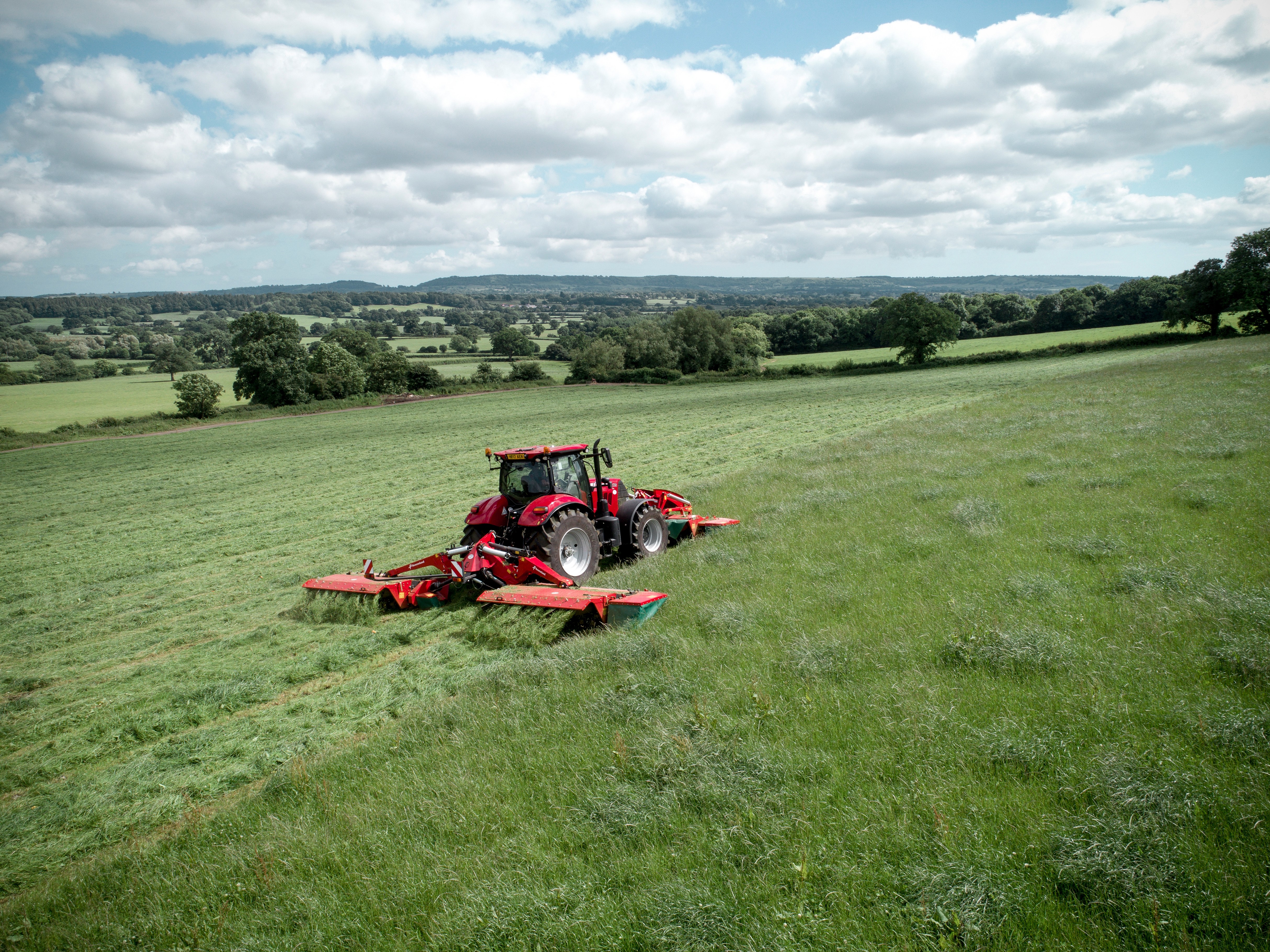 Étaler l'herbe pour favoriser la qualité de l'ensilage