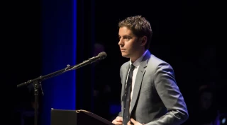 Gabriel Attal succède à Élisabeth Borne