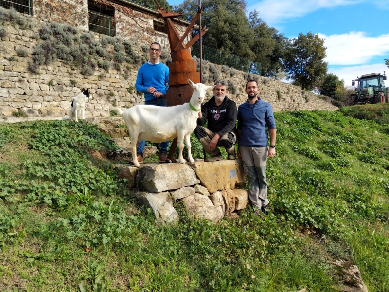 RIBES / Une visite complète pour comprendre la fabrication du Picodon et plus encore, à l'élevage du Serre