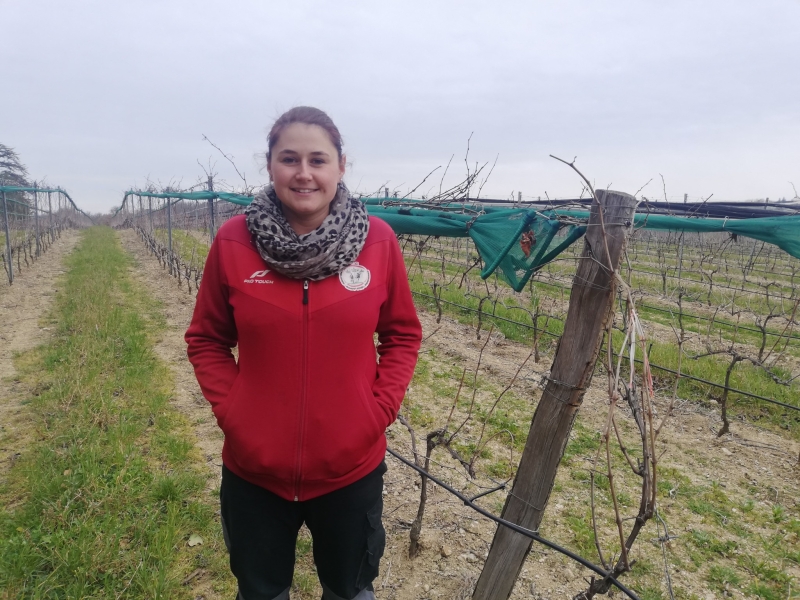 Lucie Abrial, salariée viticole et arboricole à Talencieux